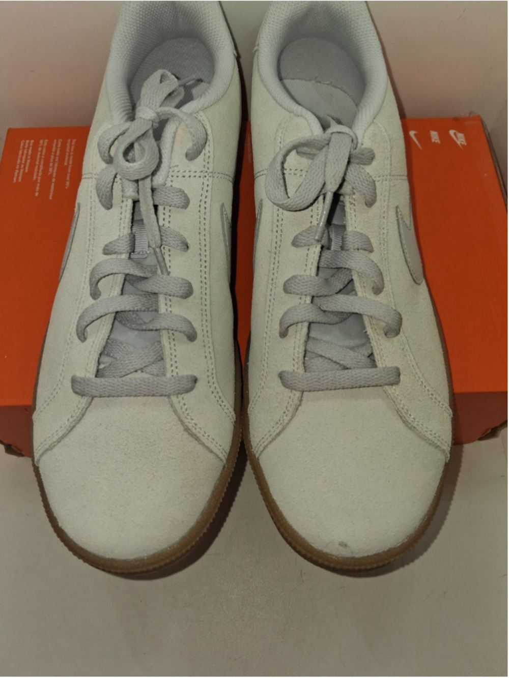 Nike Women's Court Royale Suede Platinum Gum Casual Shoes Trainers New Size 12 - Picture 4 of 9